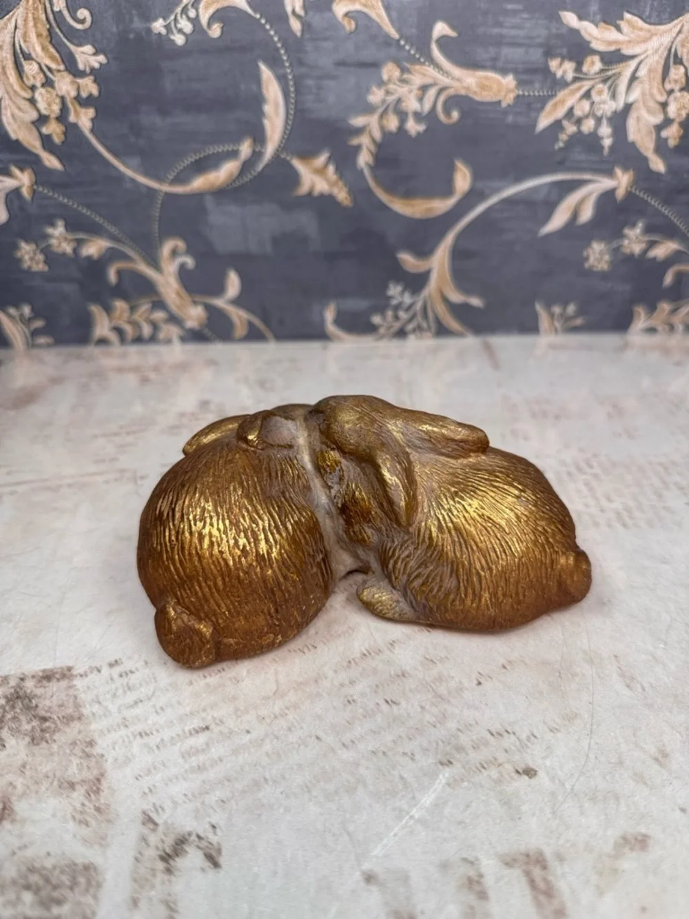 Vintage Gold Bunny Rabbits Figurine Pair Resin Decor Atlanta Ind